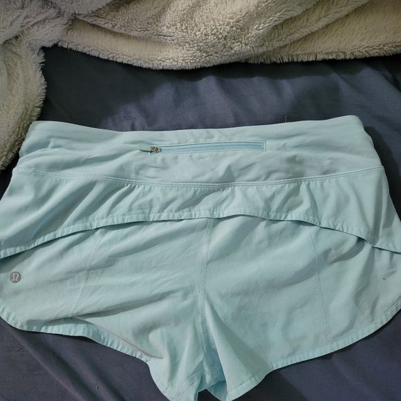 Lulu shorts - Picture 3 of 3
